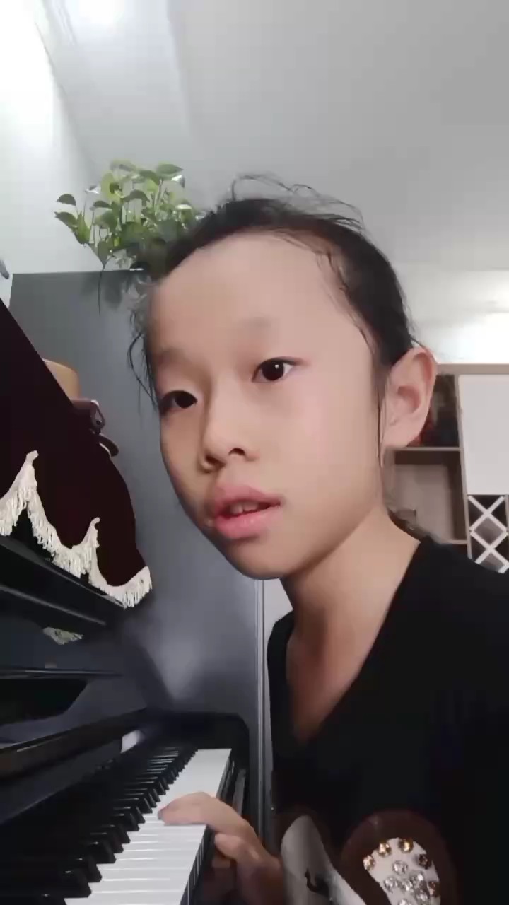 我是考级生哟！关注一下，谢谢！