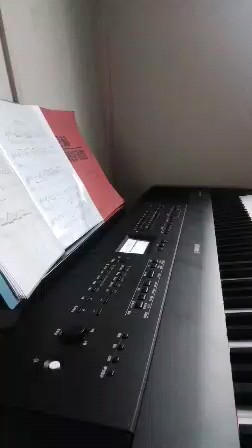 天气有点冷，所以手有点抖，敬请见谅✨✨但是《大鱼》雀实能够荡起心湖的涟漪✨✨