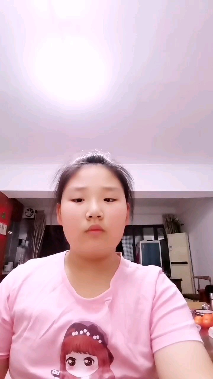 这是一首欢快开心的曲子