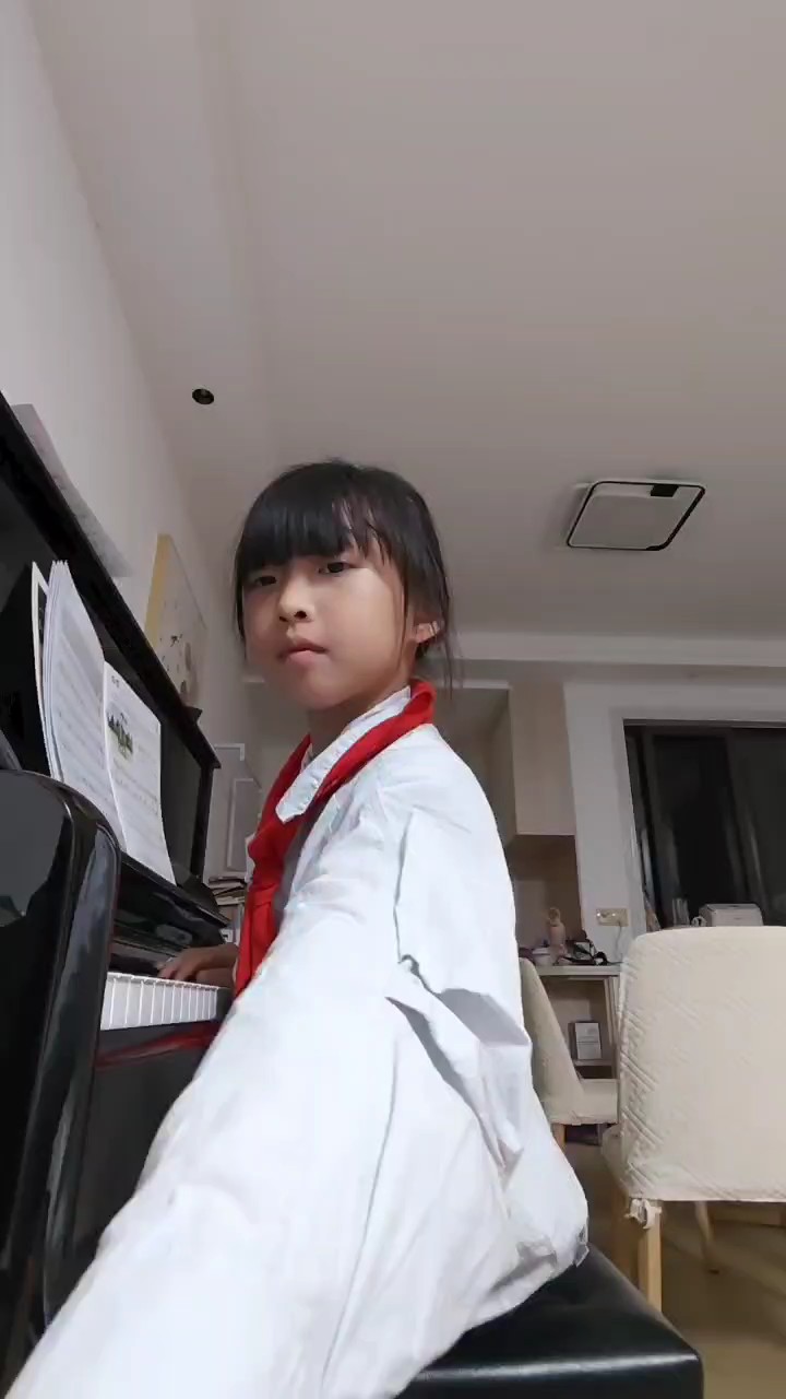 新学的😃不是很熟，有点错音😁