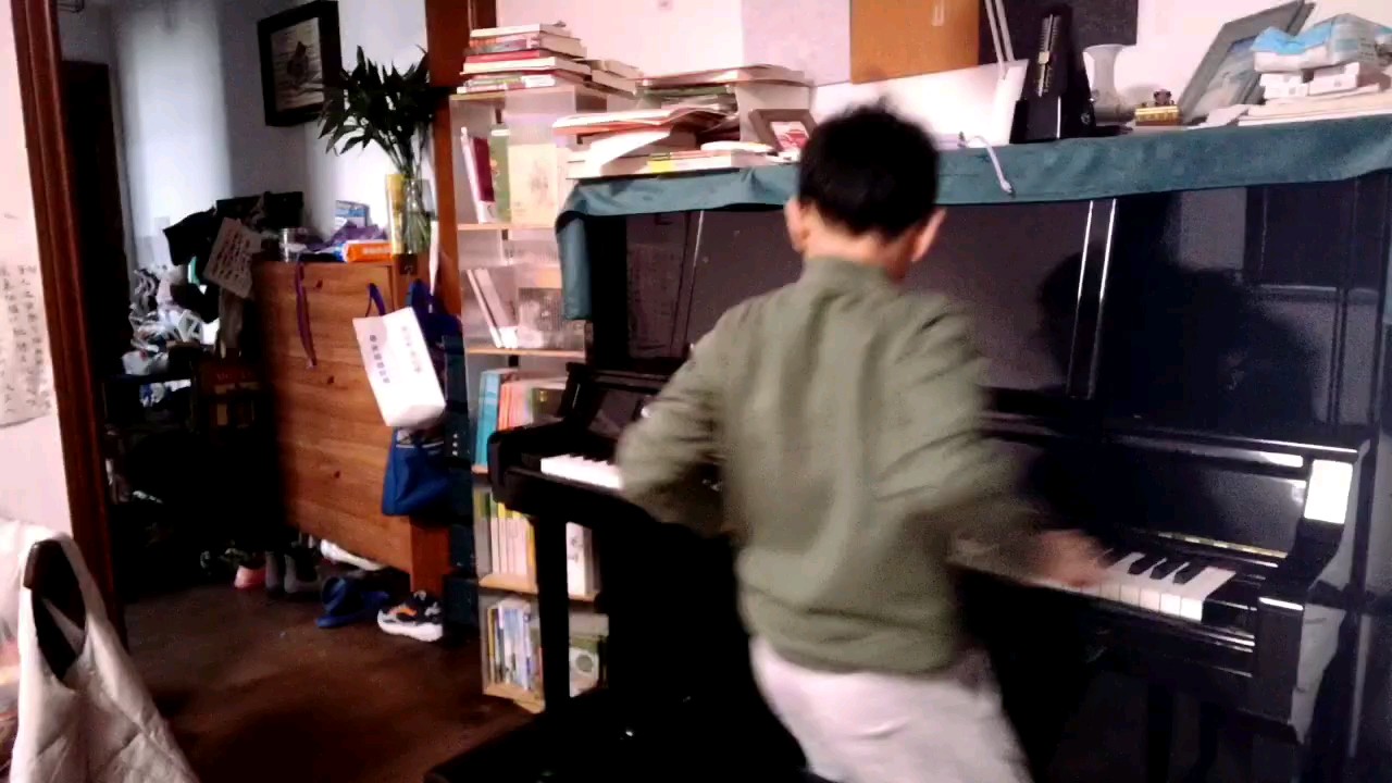 25lbkjjbiygfytfigydtredt7ttfiyggf 并非快放，有错音多多指教
不要乱喷!(我不喜欢喷子)