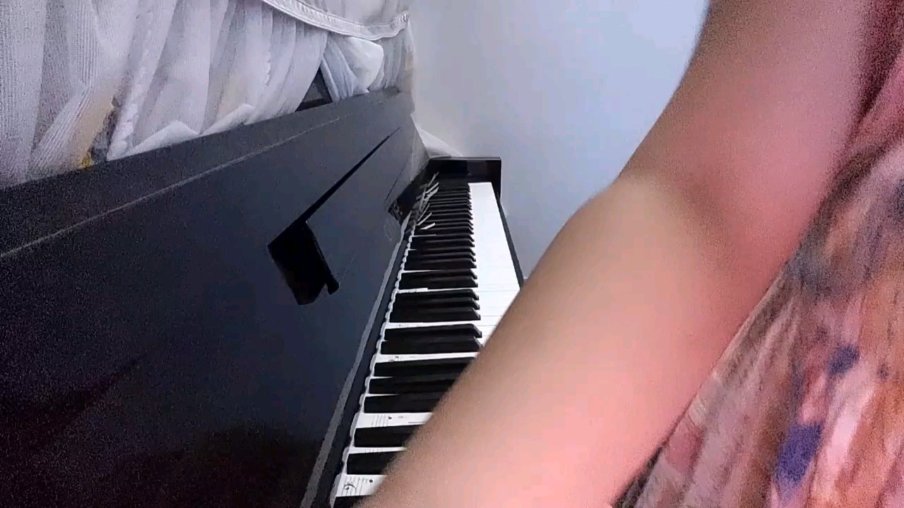 音质不好，弹的不好，不喜勿喷，谢谢，还请大家多多指教