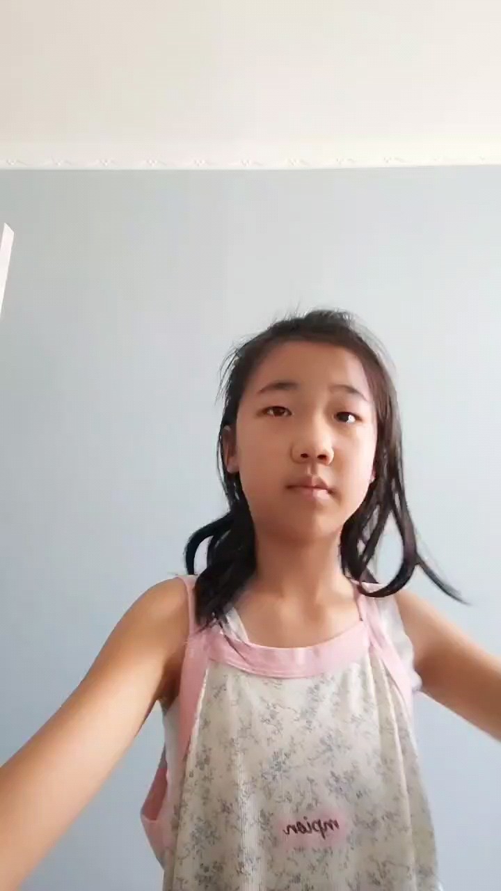 刚学会，后面弹的不太好，别喷