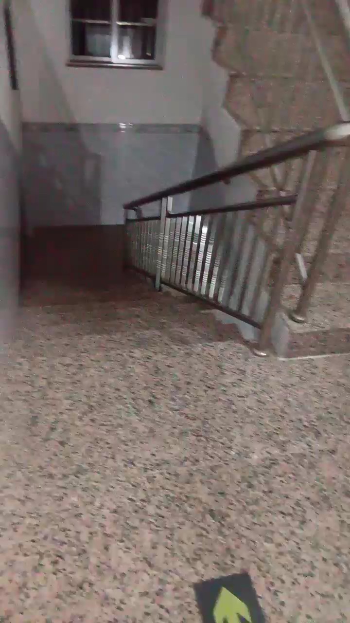 呀呀呀，小孩又是你呀，那就让俺给你炫炫技吧(建议把声音开大点，因为录的时候很小声)