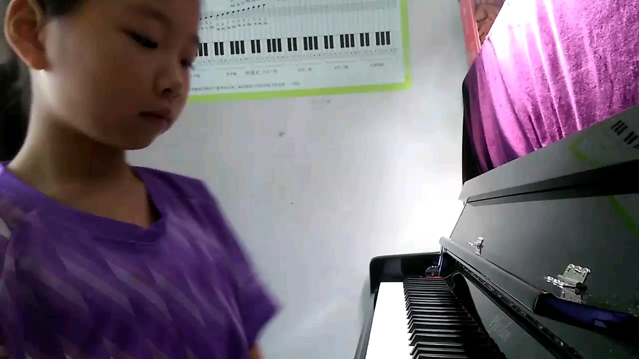 随便弹了一首，反正也没啥会的😁😁😁