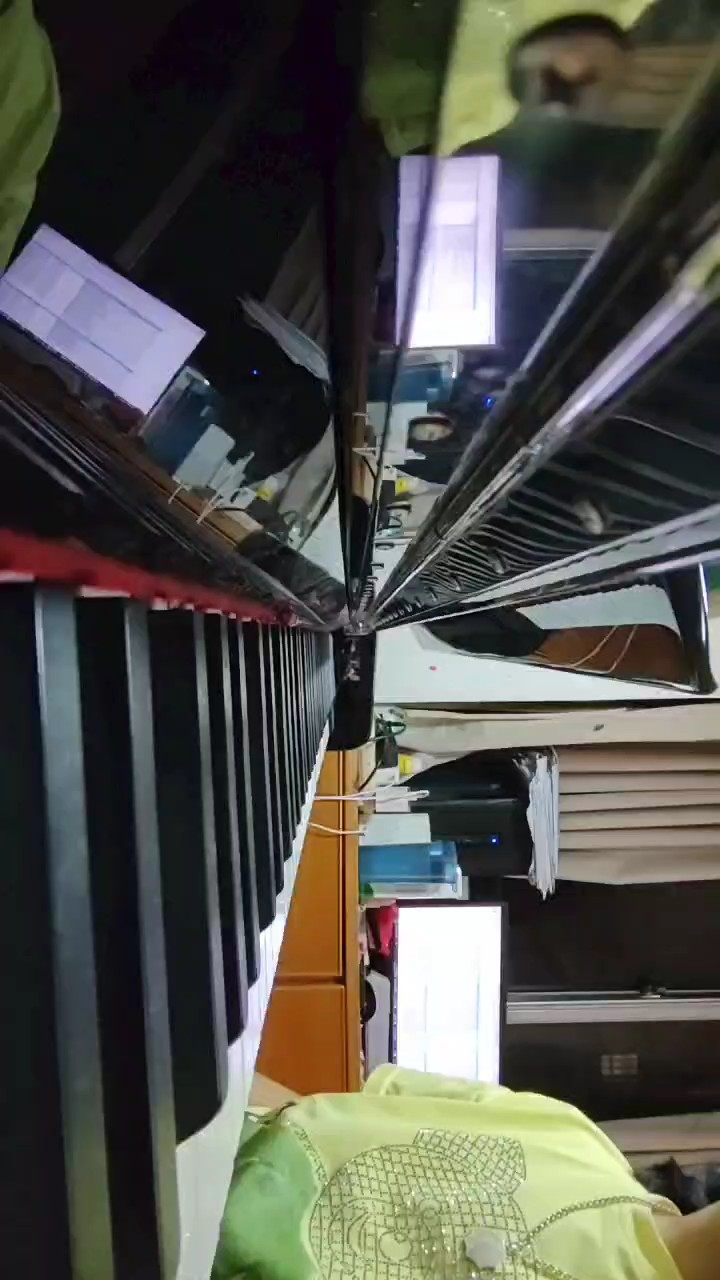 我弹的欢乐的牧童好听吗？好听的话请评论加送一个小红花或点个赞。