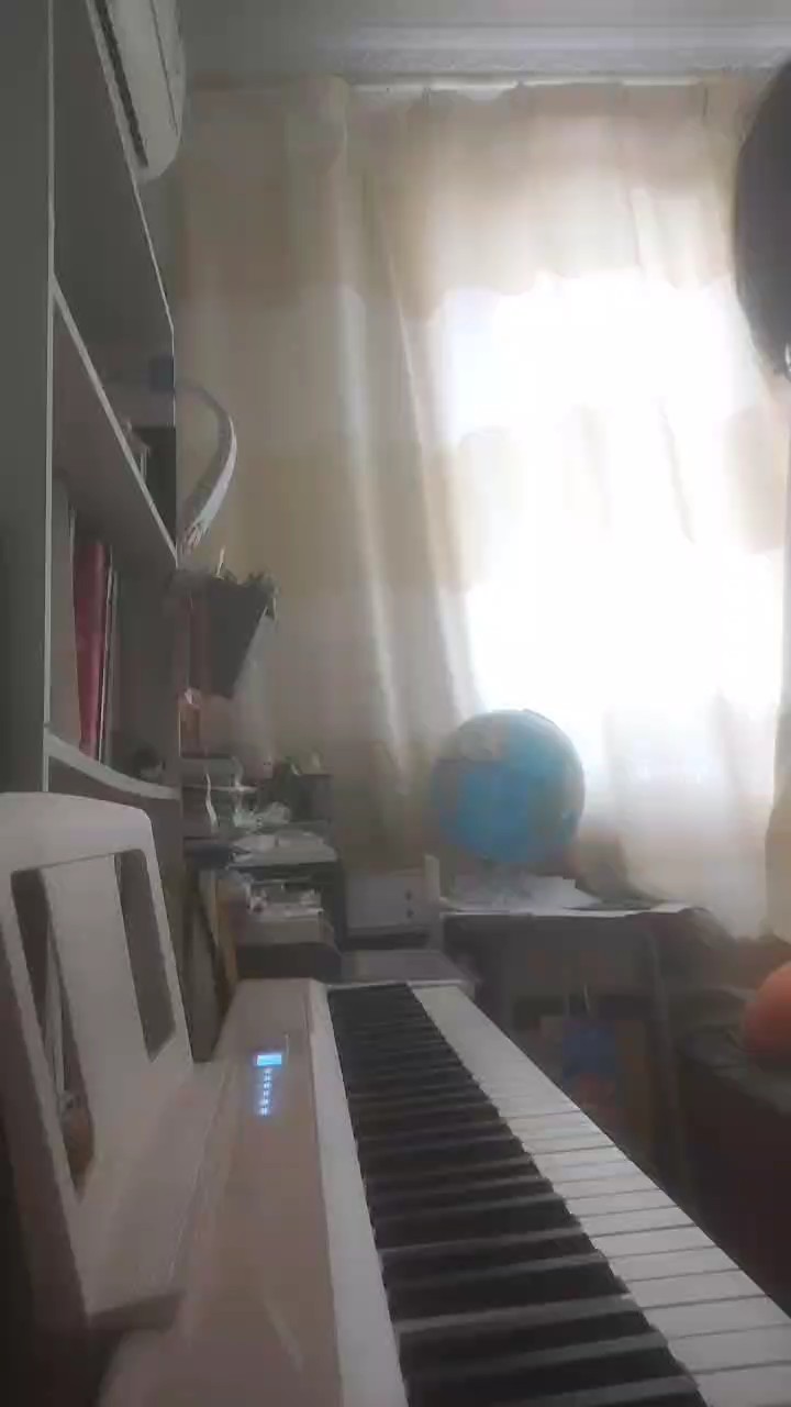 海的那边是什么？是自由还是束缚？