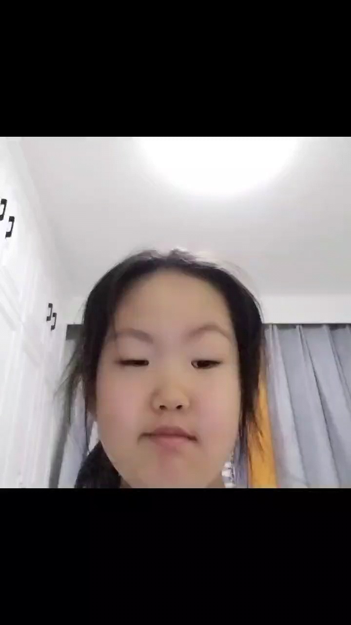 对不起，弹的不好，因为这两天才练的。