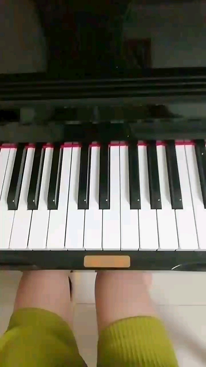 随便弹的😊