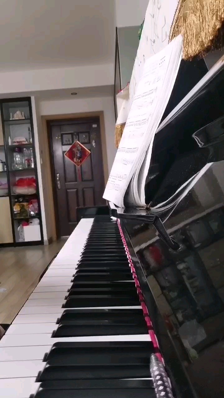 可能错的地方有点多，因为我才5级，只是一个小小的朋友。