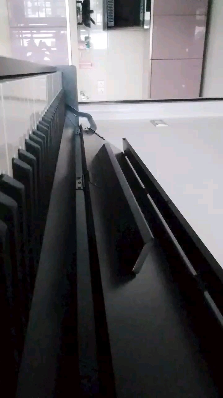 e嗯ヽ(○^㉨^)ﾉ♪