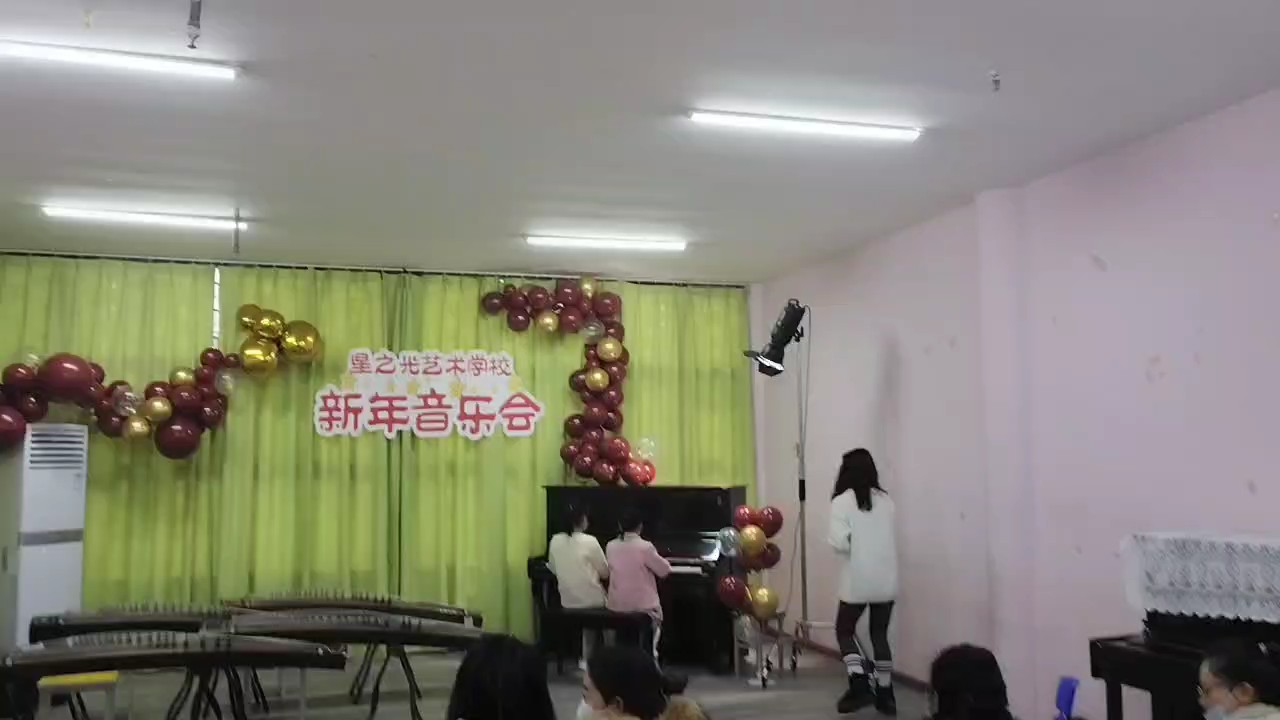 新年音乐会表演的曲子，祝大家新年快乐哟，猜一下哪个是我
qpdd  DPN  soeb  soqnbosb   wkkdn  wk  e  sk yobviw  please