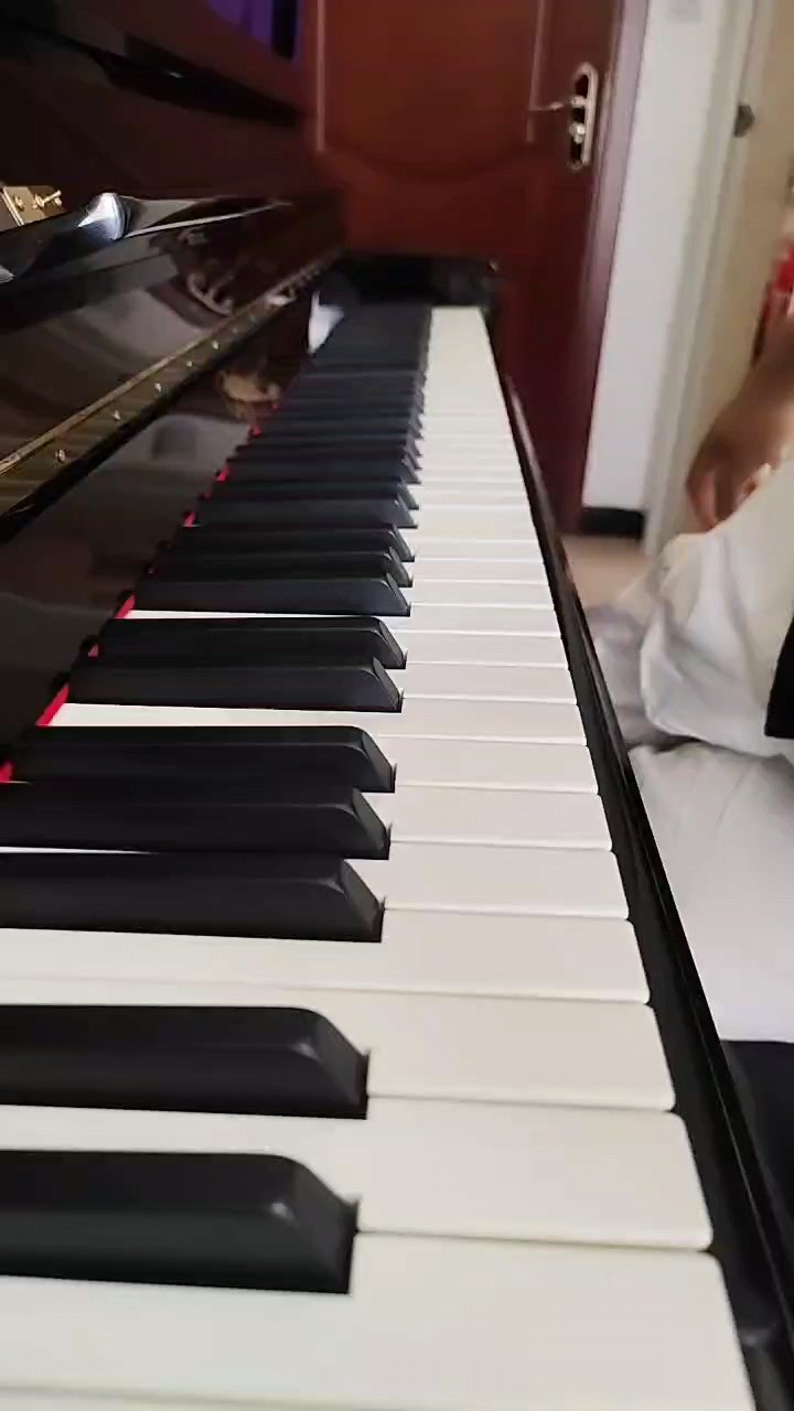 感觉我的手太短了。。。