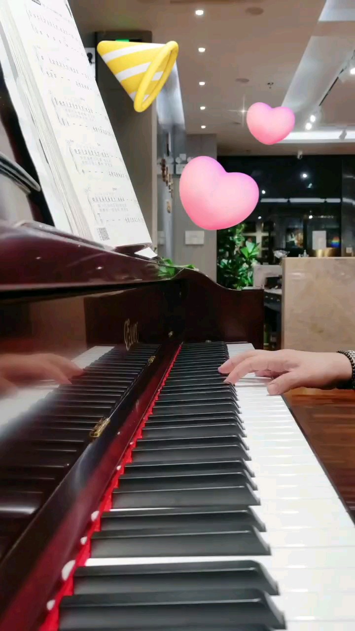 浅弹一下谢谢😊