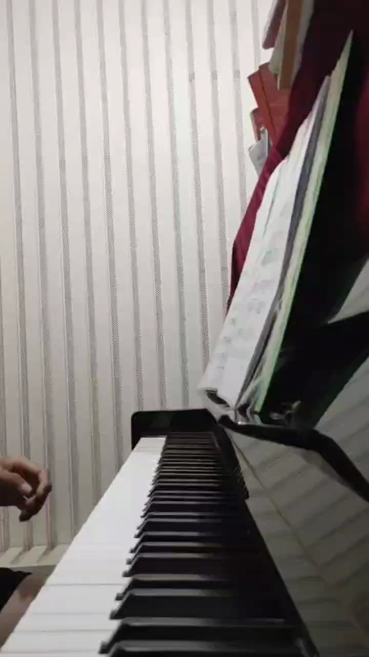 第一页，嘿嘿，弹的不行，请指教😘😘