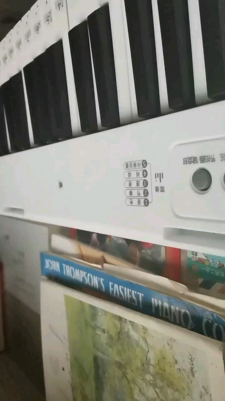 庄园人都出来吧。