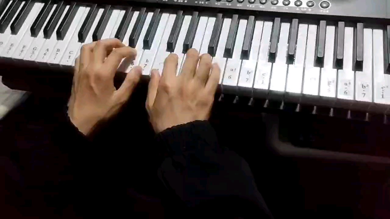 居然惊现兰花指哈哈哈哈