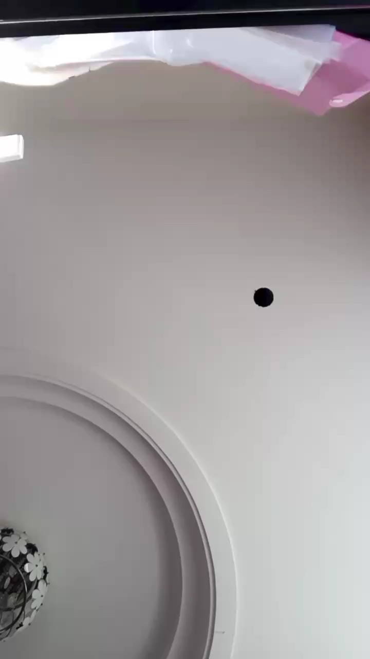 小孩弹琴日常