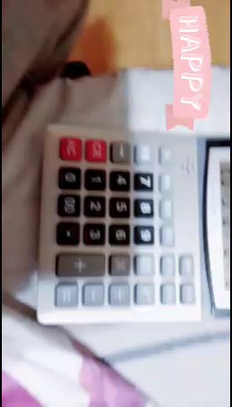 和平精英版本的人吗？热闹了。额额额额额额额额额额额额额额额额呃呃呃呃呃呃我是个和平玩家。段位102颗星王牌印记。请低调。谢谢。如果有人能和我和平精英的话，我可以带飞！