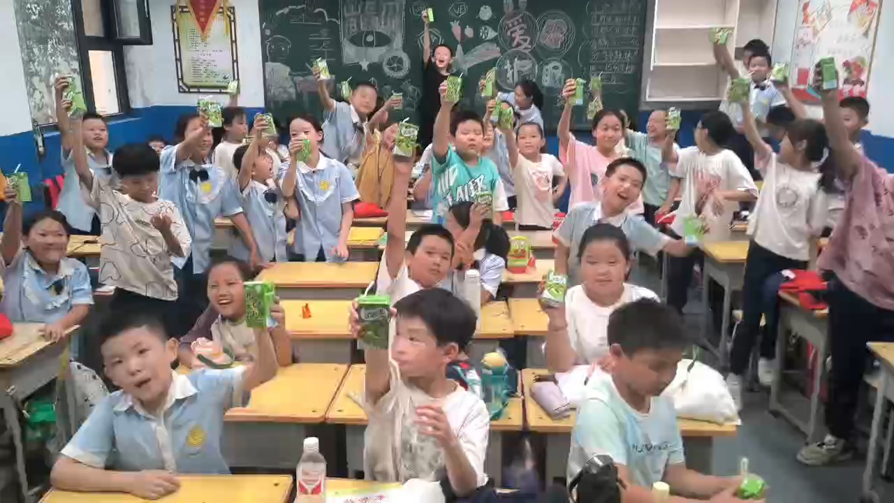 運(yùn)動會完滿結(jié)束，我們班年級第一，哈哈