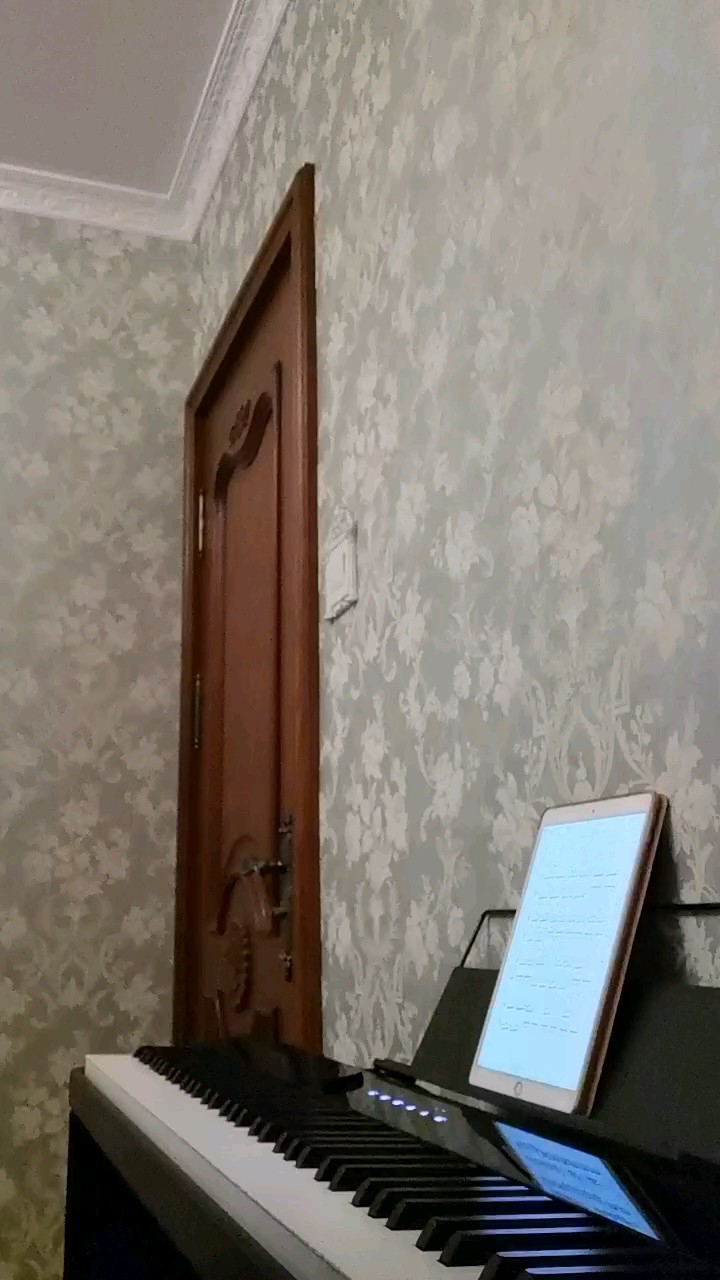 此时此刻，此情此景。