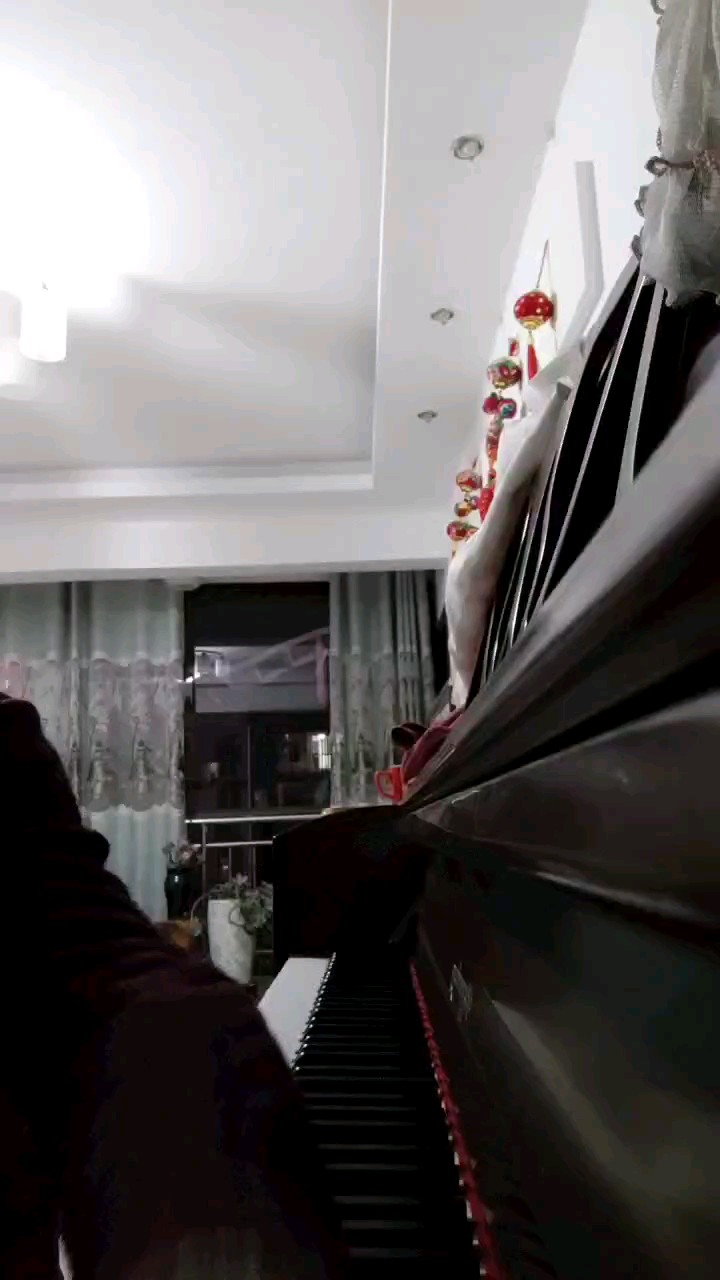 六年级刚考完试就来弹的，错的有点多，请多指教。