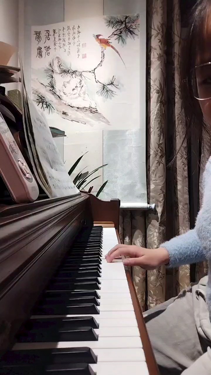 em...
