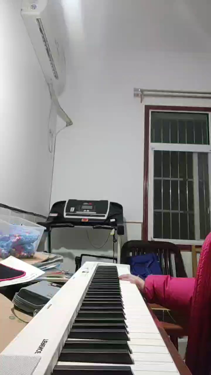 用电钢琴弹的不是很好，下次录一个钢琴版本