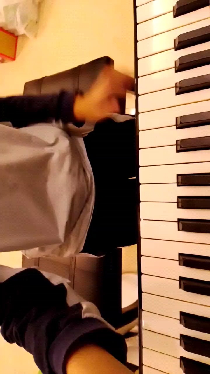 随便弹了一个简版