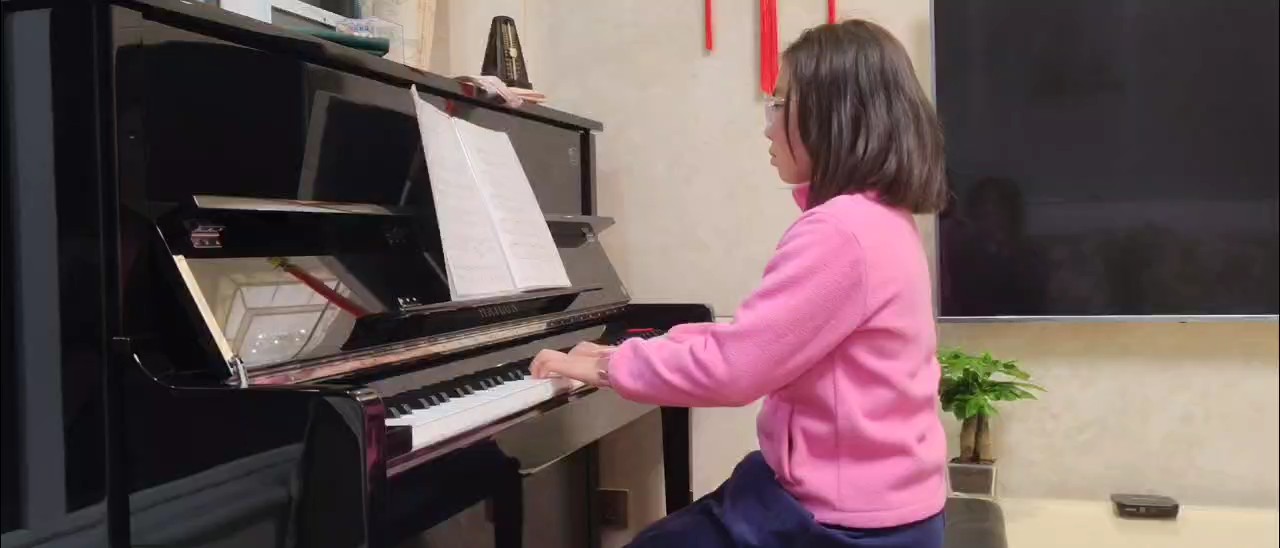 幼儿园弹的曲子 很久没弹了