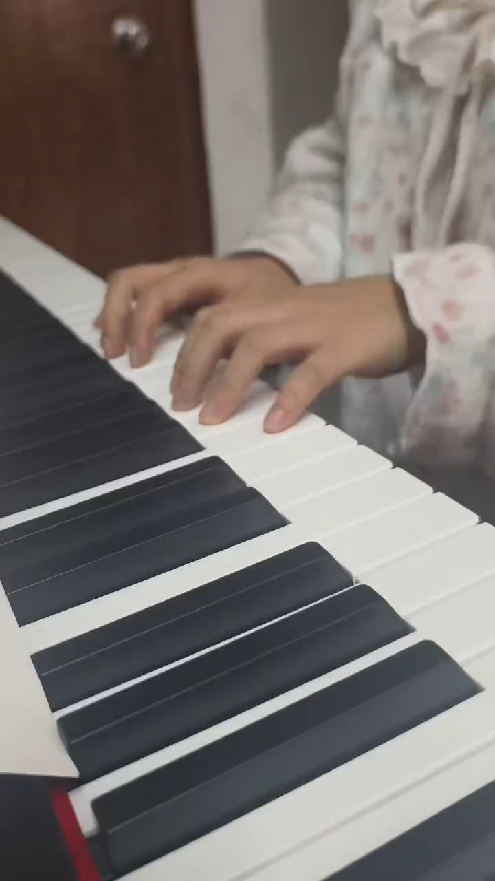 这种水平什么时候可以弹富士山下呀