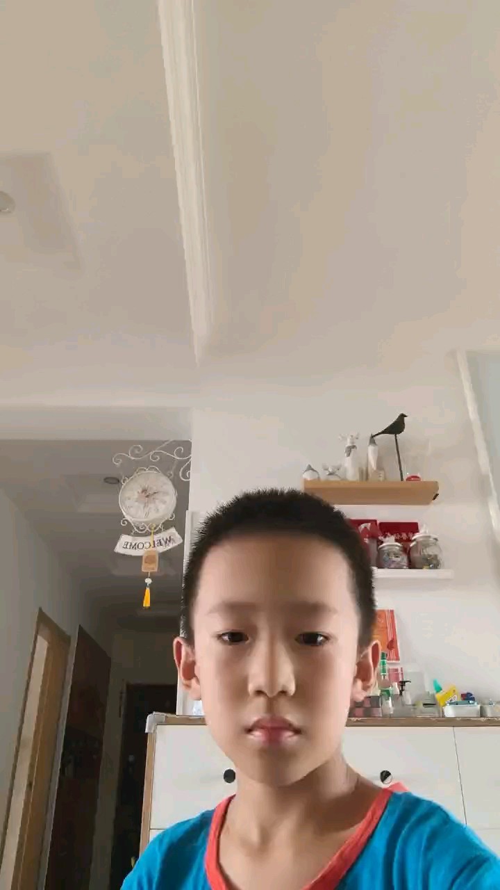 我二年级的学生，但我尽力了，能但我能保持，能给我一个小心心！🥹，我每天都在练，在学校里也在练！