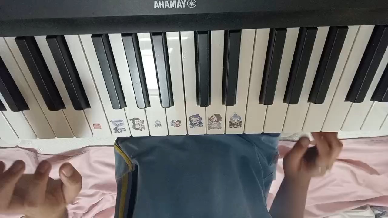 随便弹的