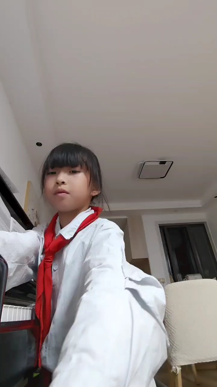 新学的，不是很熟，有点错音😁