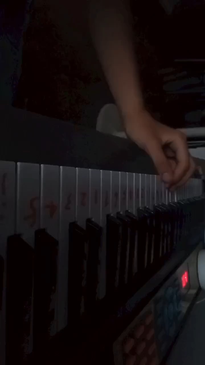 太好听了，看哭1225光之民😭😭😭😭😭😭😭😭
