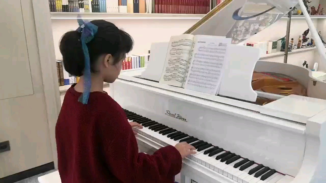 又来发新视频啦，这台钢琴真的好好弹哦