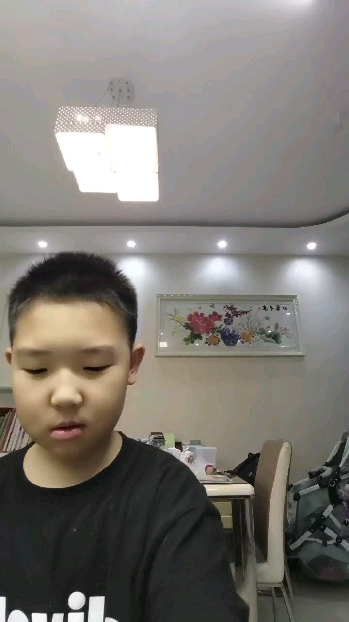 嗯，我自我感觉呢还行