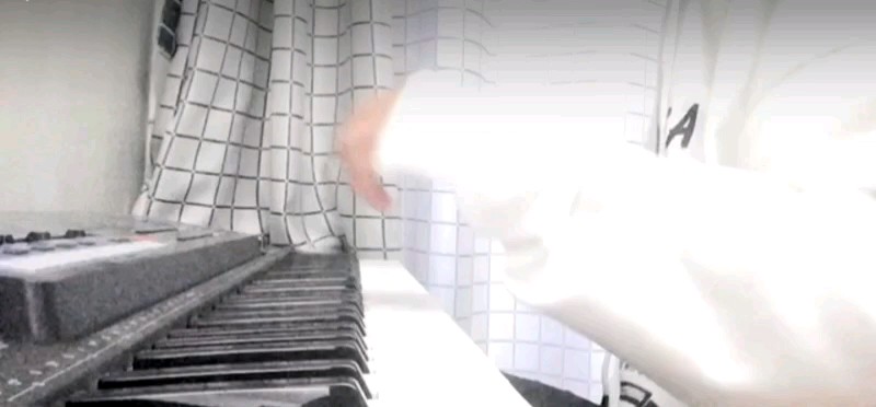 感受一下电钢琴