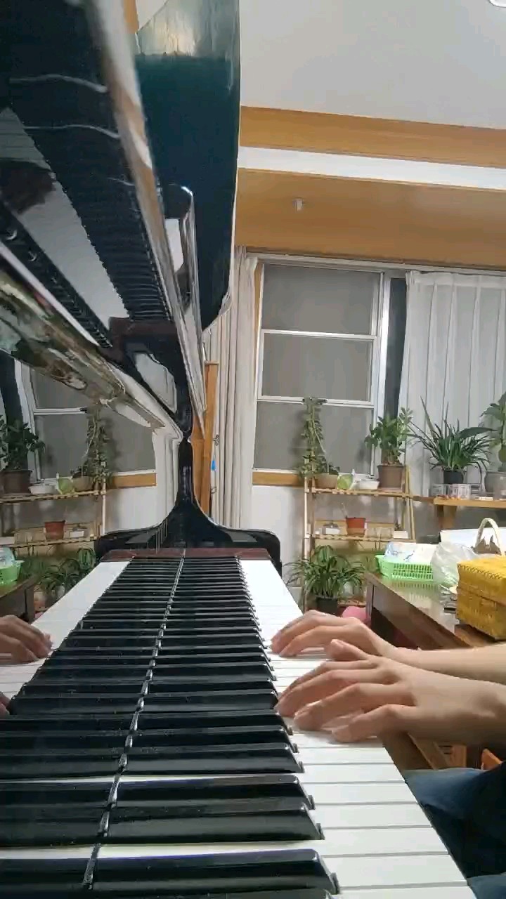 指法有点不标准。