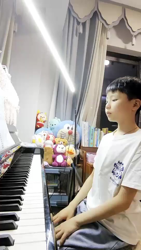 不喜勿喷，谢谢😁