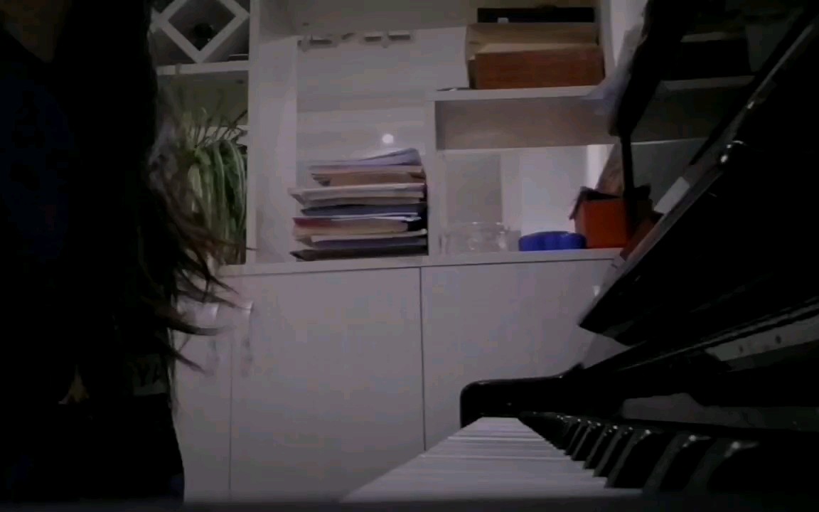 不恋尘世浮华，不写红尘纷扰，不叹世道苍凉，不惹情思哀怨.