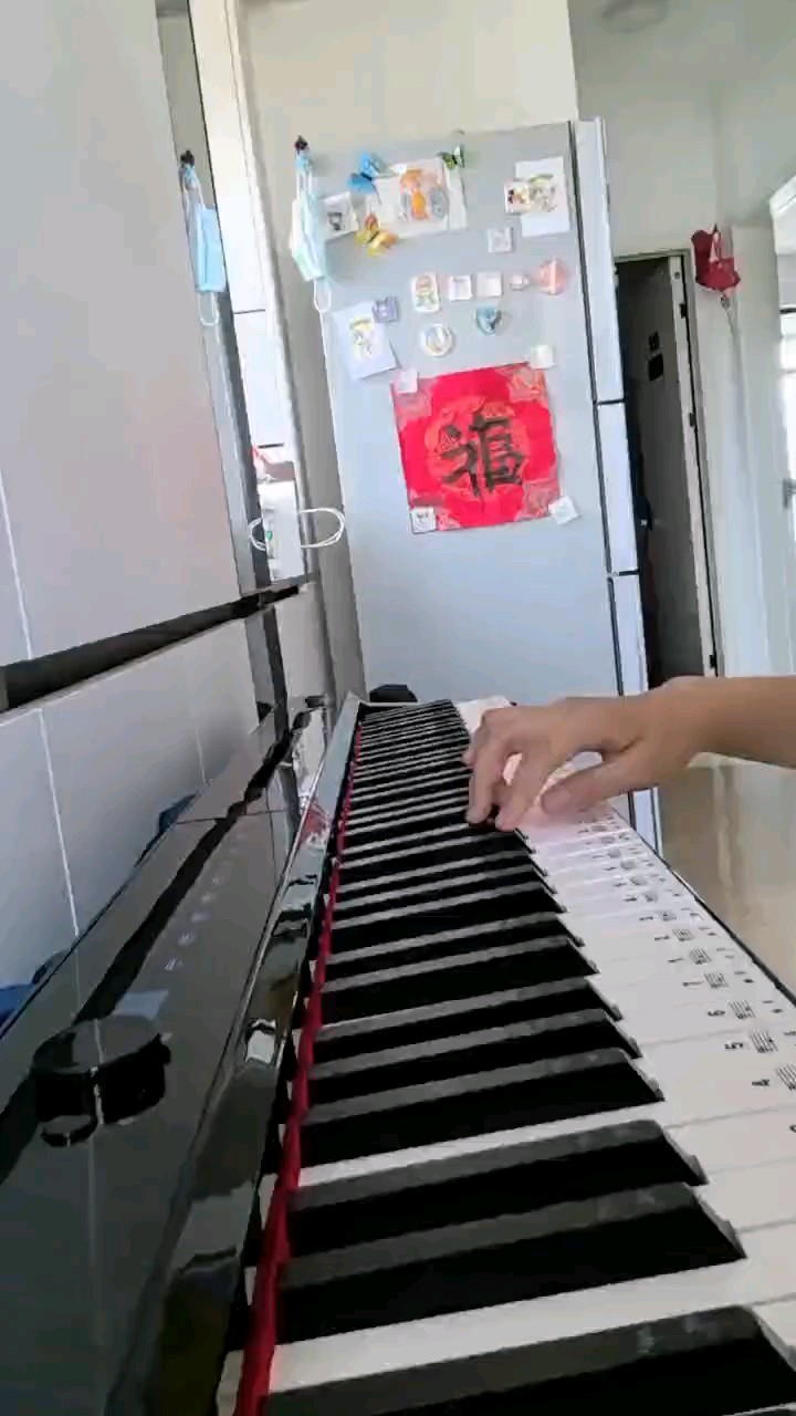 ˁ˙˟˙ˀ
