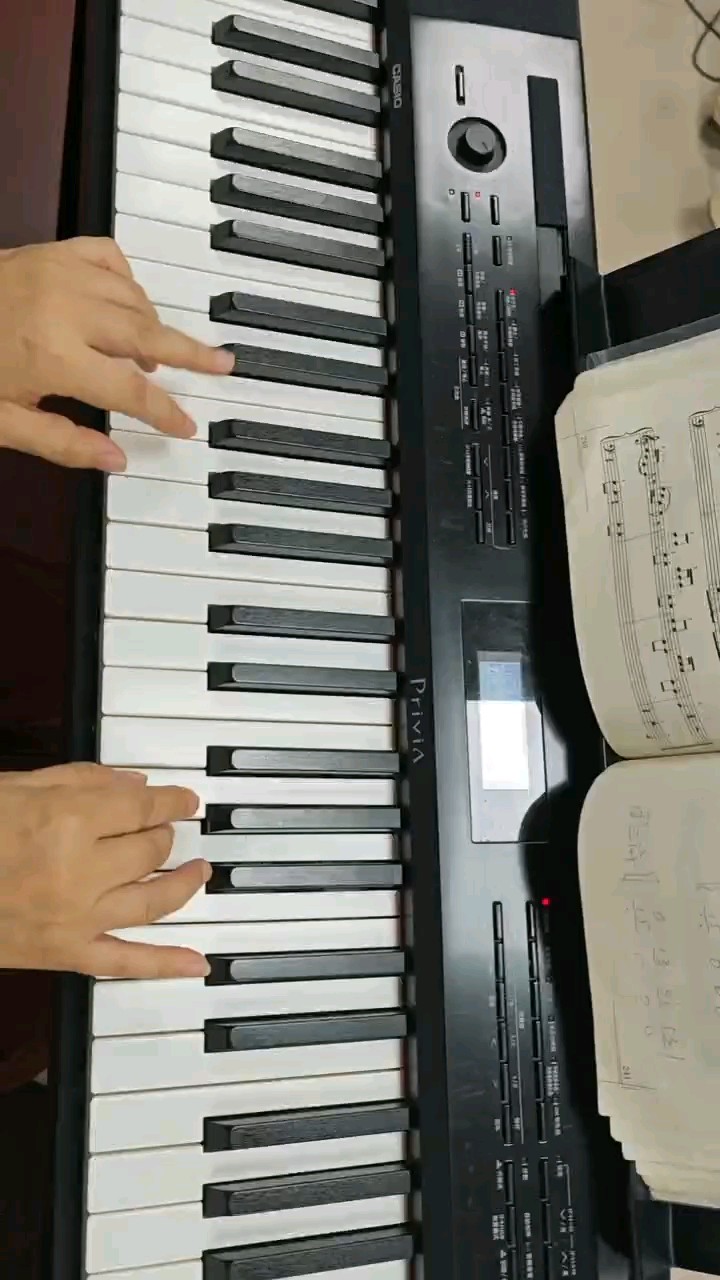与前面有点相似，容易混淆。