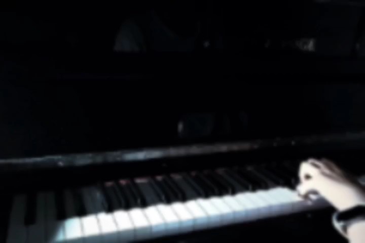 就别在犹豫了好吗～
Baby don't be cry
前奏真的很绝