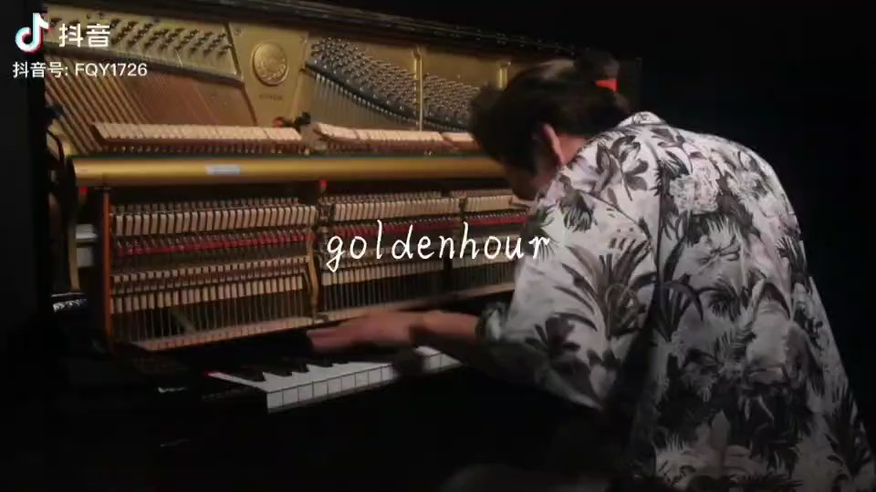 搬运~（这个是花晓怜的小号，可以说是我表弟的号，这是我第表弟平板，他可能有点抽象，反正这个号我不常上）