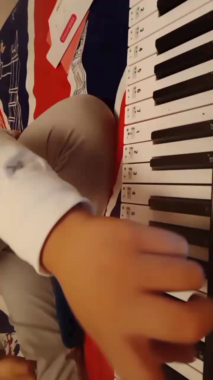 ，奇瑞QQ屁屁屁屁Q1Q1是41414七咕噜孑。@🌺。一二二三一宝二丶刘。α