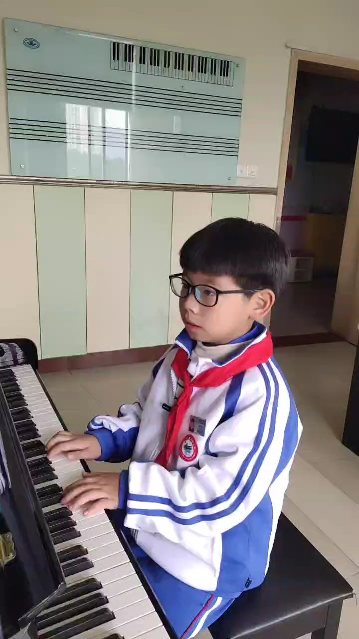 实验小学张文朔