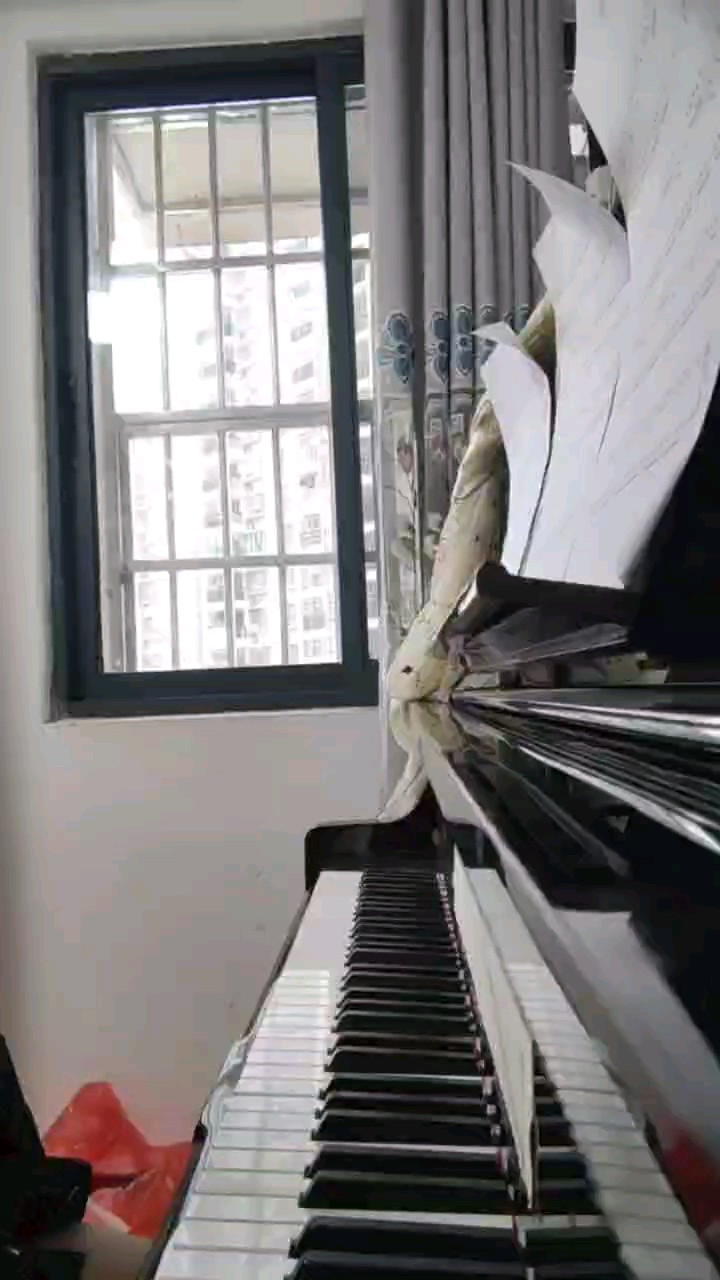 你们谁能弹这样的话，我可以把里面的作品全部点👍