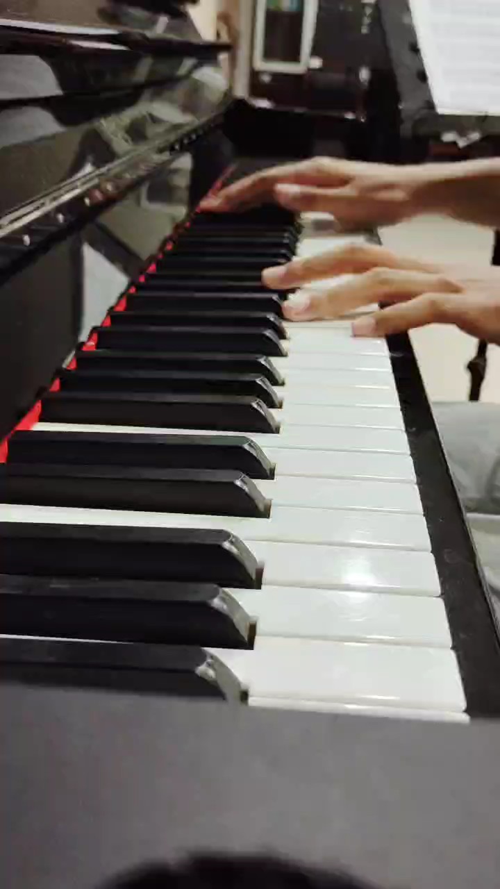 弹奏的时候内心寂静无比，弹琴真是治愈良药