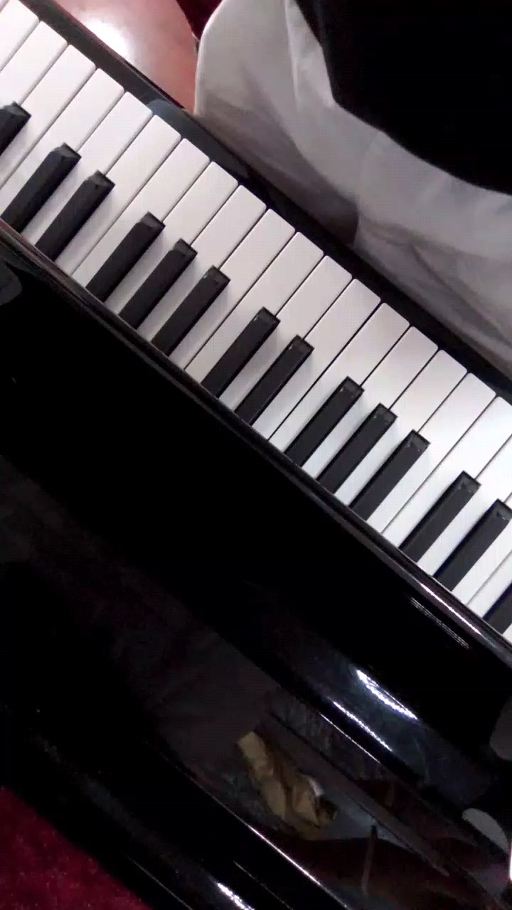 随便发一段,是业余的,轻点喷。